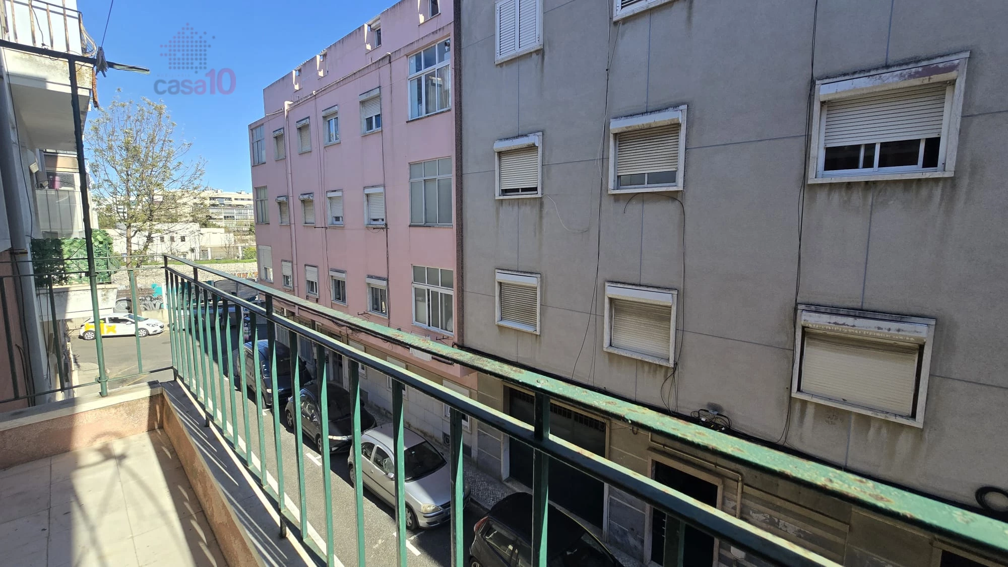 RENOVATED AND FURNISHED 2 BEDROOM FLAT FOR RENT IN THE CENTRE OF MOSCAVIDE